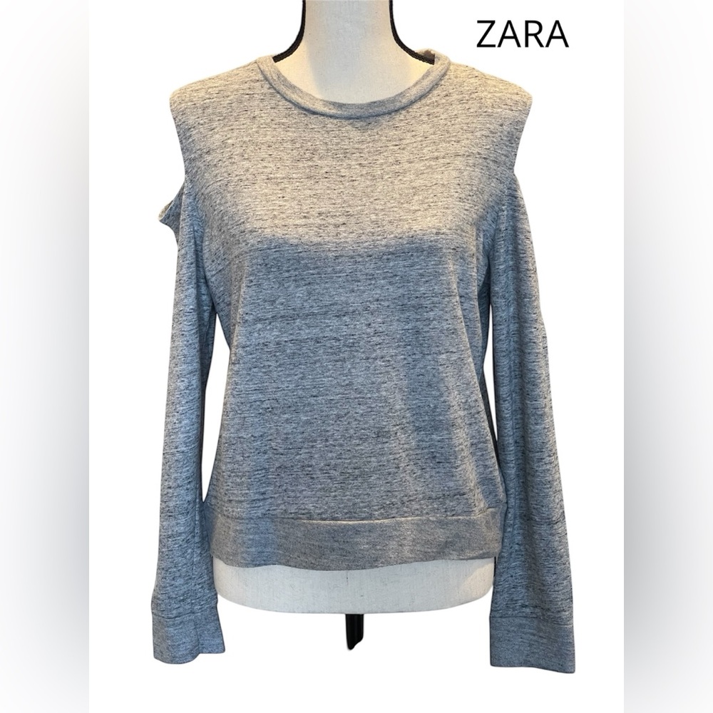 Zara Heather Grey Off the Shoulder Long Sleeve Lightweight Knit Sweater, Med